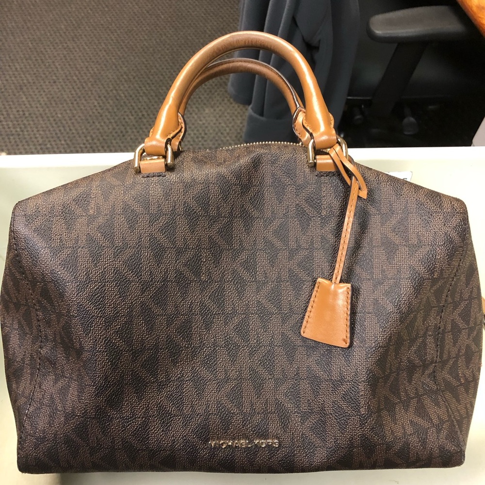 Michael Kors Large Kirby Satchel